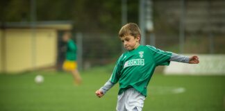 Do jakiego wieku można być piłkarzem?